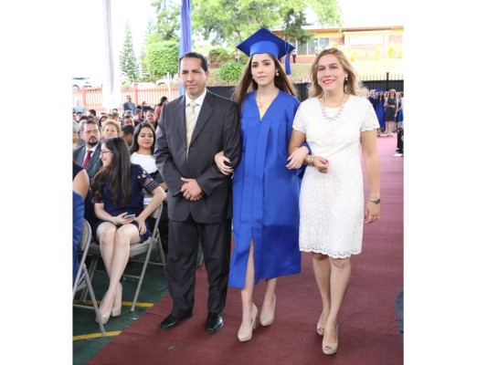 Graduación seniors 2016 del Centro Escolar Antares