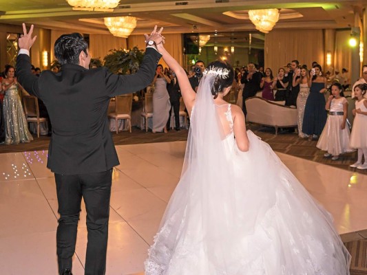 La boda de José Hernández y Sonia Bueso