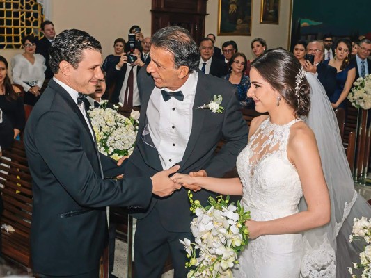 Daniel Pitsikalis y Alexandra Zhgeibra se casan  