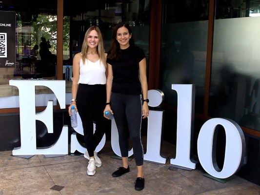 Carolina Sánchez y Mildred Reyes.