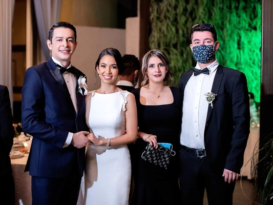 La boda de Alejandra Velásquez y Alejandro Hernández