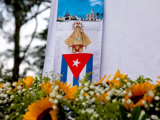 El 10 de mayo de 1916, el papa Benedicto XV declaró a la Virgen de la Caridad del Cobre patrona de Cuba El 10 de mayo de 1916, el papa Benedicto XV declaró a la Virgen de la Caridad del Cobre patrona de Cuba