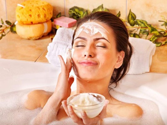 Mascarilla de banano y miel para un efecto extra lifting Mascarilla de banano y miel para un efecto extra lifting