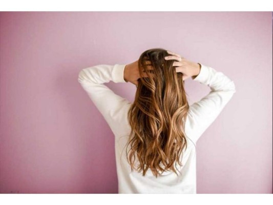 Nadie te había contado: sencillos trucos para rejuvenecer tu cabello