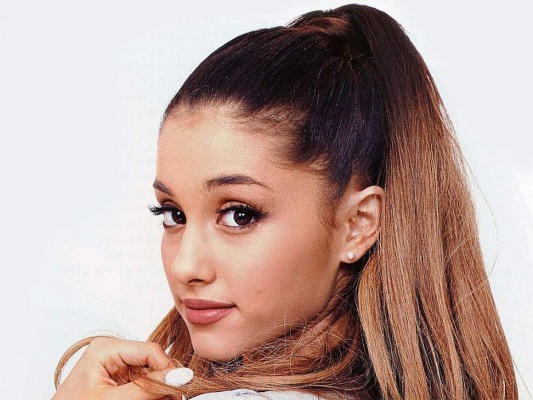 Ariana Grande es, 'Mujer del Año', según Billboard