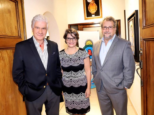 Embajada de Argentina inaugura exposición 'Entrelazados'