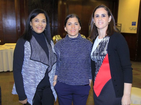 Sandra Werner, Verónica Chicas y María Isabel Rodríguez.