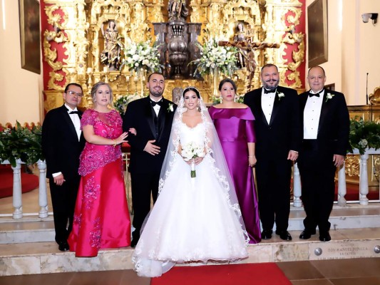 La boda de Natalie Cooper y Rodrigo Marenco  