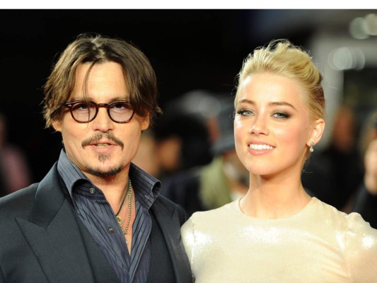 Amber Heard y Johnny Depp se conocieron en la película Los Diarios del Ron