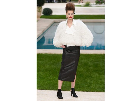 Karl Lagerfeld ausente en el desfile de Chanel Haute Couture SS19