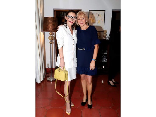 Norma Regina de Callejas y Marianne Cadario Norma Regina de Callejas y Marianne Cadario