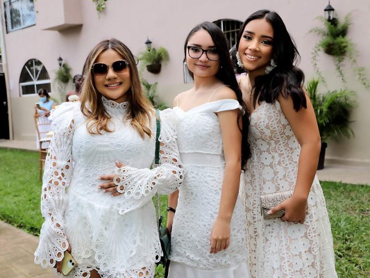 Mariela Villanueva, Alejandra Argueta e Isabella Aguirre.