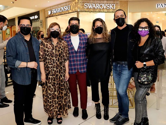 Miguel Chong, Blanca Bendeck, Jerry Carcamo, Gabby Zelaya, Roberto Ramírez y Evelyn Madrid Miguel Chong, Blanca Bendeck, Jerry Carcamo, Gabby Zelaya, Roberto Ramírez y Evelyn Madrid