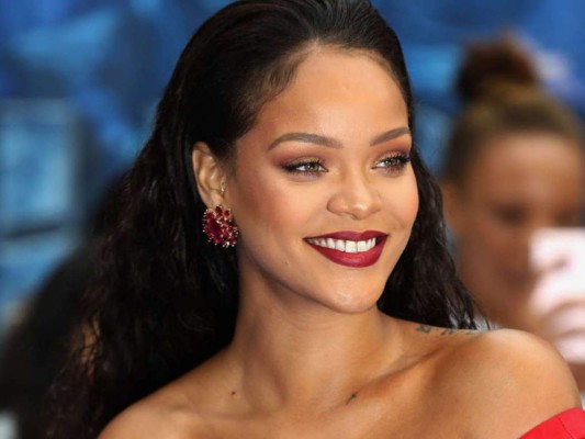 Rihanna ayudará a afectados por Huracán Dorian en Las Bahamas
