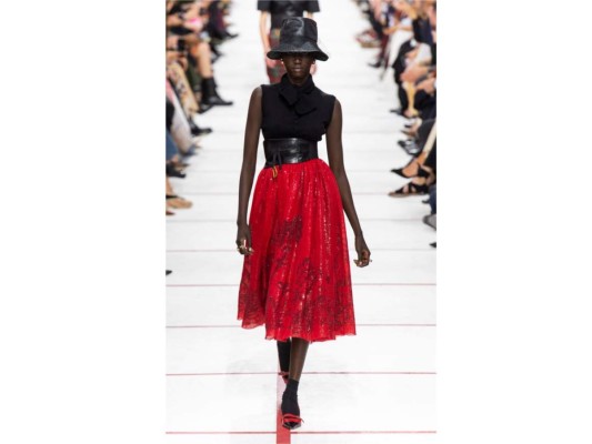 El feminismo de Dior en Paris Fashion Week 2019