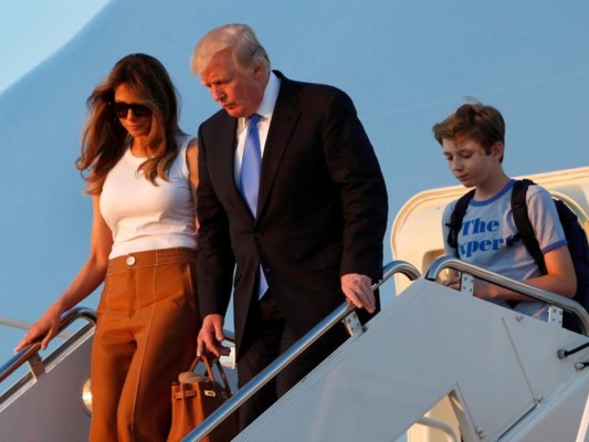 Melania y su hijo se mudan a la Casa Blanca