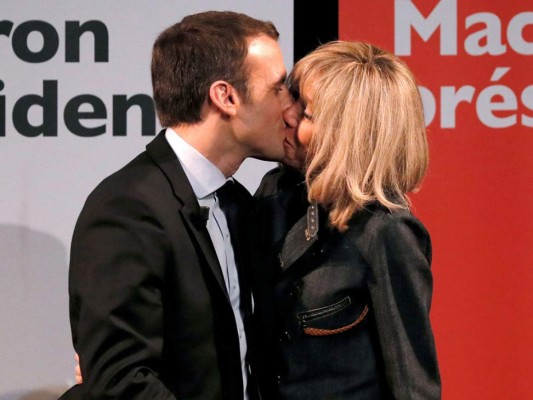 Brigitte Macron, la profesora que se enamoró de su alumno