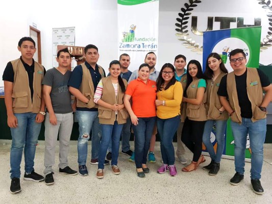 El grupo de voluntarios que participaron en esta actividad gracias a Grupo LAFISE y Fundación Zamora Terán