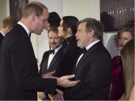 William y Harry en la premiere de Star Wars: The Last Jedi  
