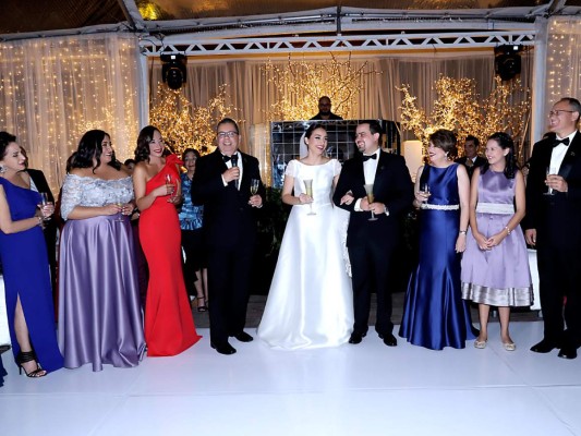 La boda de Mónica Moncada Valladares y Carlos Funes