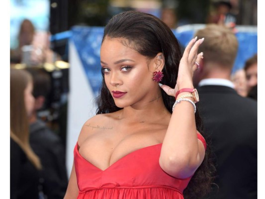 Rihanna prepara su marca de lujo en colaboración con LVMH