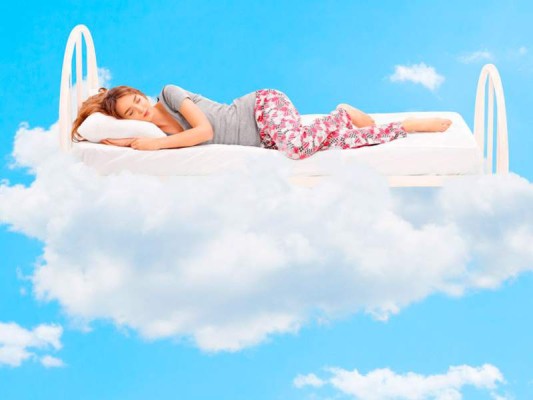 Evitar estar pensando en los problemas diarios antes de ir a dormir. Evitar estar pensando en los problemas diarios antes de ir a dormir.