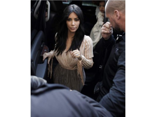 Kim Kardashian bautiza a North West en Jerusalén