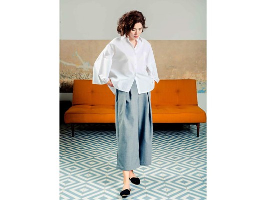 La colección de Gian está dispobile en Entremoda.com, un marketplace enfocado en “curated selection of modern style” que se diferencia por brindar una experiencia user friendly, un servicio al cliente de primer nivel y la certeza de que todos los productos que ofrecen son de calidad.