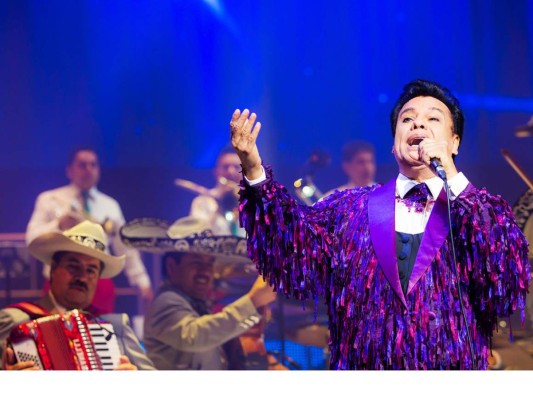 Vidente mexicana habría anunciado fallecimiento del cantante Juan Gabriel