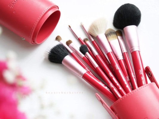 Tips para mantener limpias tus brochas de maquillaje   