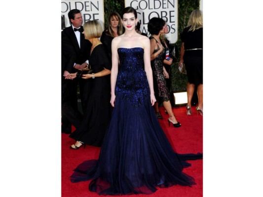 Anne Hathaway en un vestido de Armani Prive en 2009