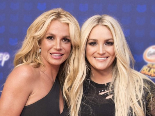 Britney Spears se siente abandonada por su hermana Jamie