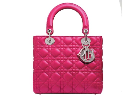 En 1996, Dior rebautizó su Cannage bag como Lady Dior en honor a la princesa Diana En 1996, Dior rebautizó su Cannage bag como Lady Dior en honor a la princesa Diana
