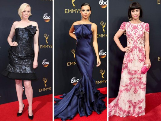 Gwendoline Christie / Emily Ratajkowsky en Zac Posen / Constance Zimmer en Monique Lhuillier Gwendoline Christie / Emily Ratajkowsky en Zac Posen / Constance Zimmer en Monique Lhuillier
