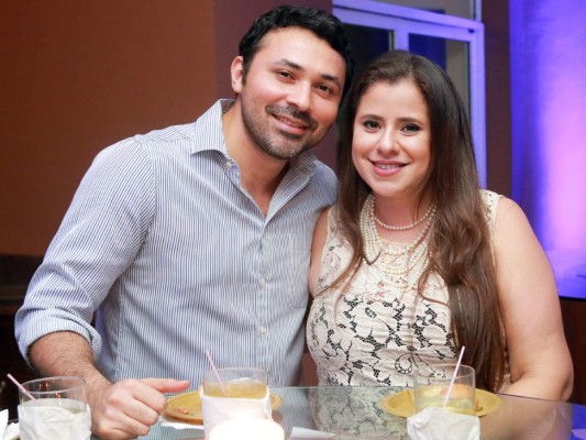 Despedida de solteros para Gaby Montalván y Ernesto Lardizabal
