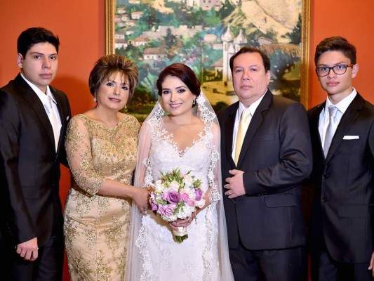 La boda religiosa de Ana Ortez y Nicolás García