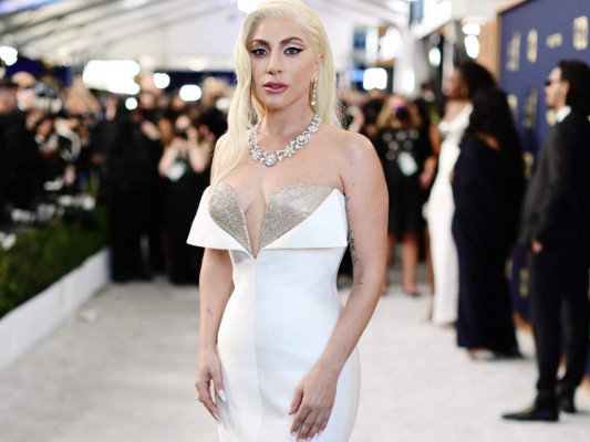 Estos fueron los mejores momentos de Lady Gaga en los premios del Sindicato de Actores, donde estuvo nominada como mejor actriz protagónica por House of Gucci, como siempre la bella cantante se robó los suspiros de muchos. Se veía guapísima ¿no?