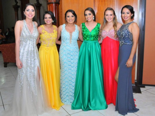 Monica Dubón, Denia Cruz, Iris Hernández, Paulina Bobadilla, Carola Zambetti, Greyci Gamoneda.Foto: Ingrid Gamoneda