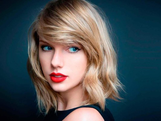 Taylor Swift demanda por un dólar al DJ David Mueller