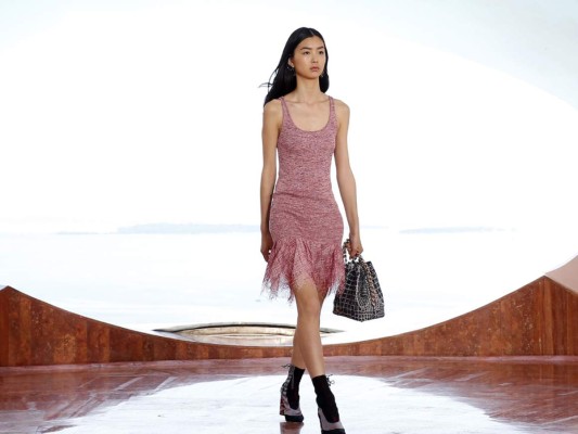 Dior presenta su colección Crucero en la Riviera Francesa