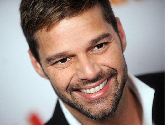Ricky Martin denuncia desaparición de su hermano