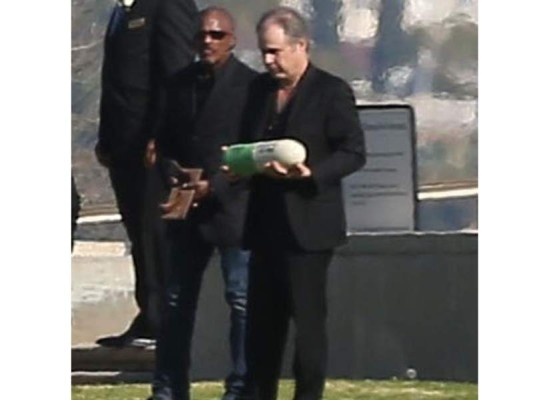 La cápsula en forma del famoso antidepresivo era una de las posesiones favoritas de Carrie según su hermano La cápsula en forma del famoso antidepresivo era una de las posesiones favoritas de Carrie según su hermano