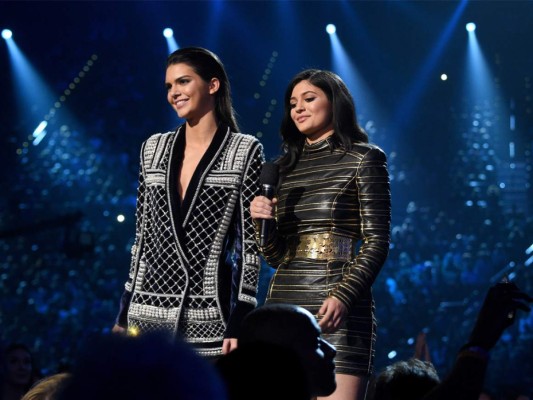 ¿Por qué fueron abucheadas Kendall y Kylie Jenner en los Billboard?
