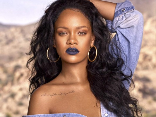 Rihanna la cantante femenina más escuchada en Apple Music