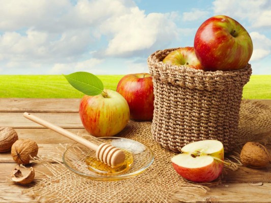 Previene la hipertensiónLa fruta es rica en fibra, por lo que te ayudará a mantener tu sistema digestivo saludable. Al mismo tiempo, los alimentos altos en fibra previenen la hipertensión y la diabetes también. Previene la hipertensiónLa fruta es rica en fibra, por lo que te ayudará a mantener tu sistema digestivo saludable. Al mismo tiempo, los alimentos altos en fibra previenen la hipertensión y la diabetes también.