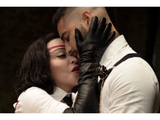 Madonna baila reguetón con Maluma en el video de su nueva canción Medellín