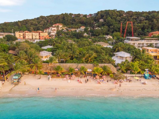 Paradise Beach Hotel resalta la belleza natural de Roatán