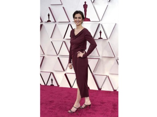 Peores looks en la alfombra roja de los Premios Óscar 2021