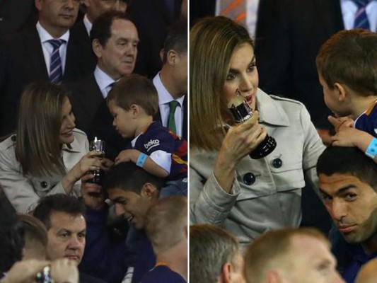 La reina Letizia compartió un momento llenó de ternura con Benjamín Suárez, a quien entregó una réplica del trofeo mientras le dedicaba una cariñosas palabras. La reina Letizia compartió un momento llenó de ternura con Benjamín Suárez, a quien entregó una réplica del trofeo mientras le dedicaba una cariñosas palabras.