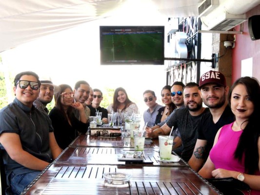 Jeyson García, Luís Flores, Banesa Mejía, Irvin Vallecillo, Henry Mata, Daniel Figueroa, Julissa Viera, Carlos López, Kasandra Mayorga, Jean Carlos López, Ramón Rodríguez, Marlon Menocal y Wendy Rodas. Jeyson García, Luís Flores, Banesa Mejía, Irvin Vallecillo, Henry Mata, Daniel Figueroa, Julissa Viera, Carlos López, Kasandra Mayorga, Jean Carlos López, Ramón Rodríguez, Marlon Menocal y Wendy Rodas.